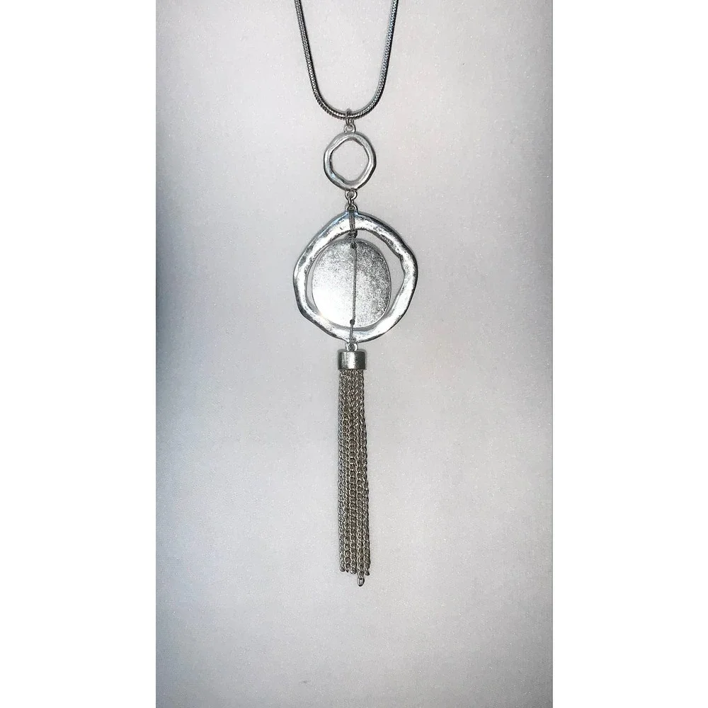 New Directions Silver Tone Hammered Pendant Statement Necklace Denim NWT - Picture 2 of 5